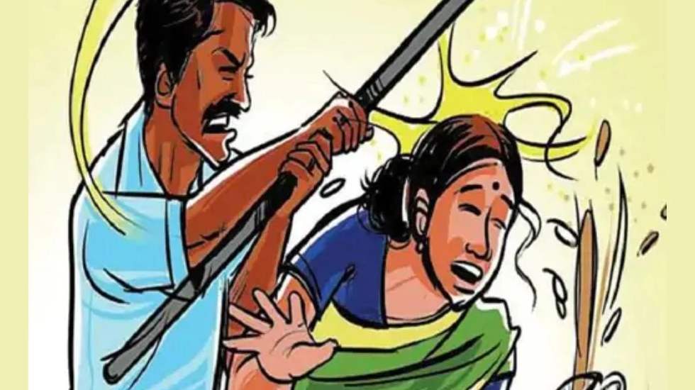 सरायपाली : गाली गलौज करने से मना करने पर महिला पर डंडे से कि... - CG Sandesh