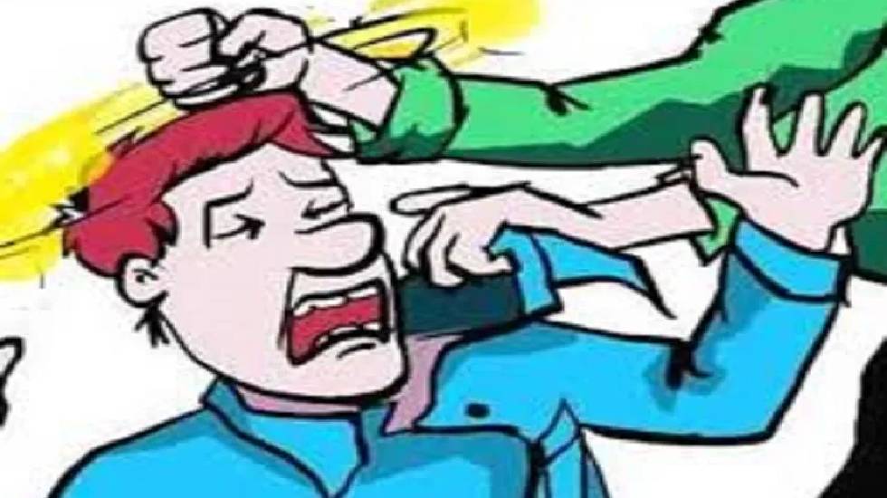 कोमाखान : स्कूल जा रहे शिक्षक को शराब पिने के लिए माँगा पैसा... - CG Sandesh