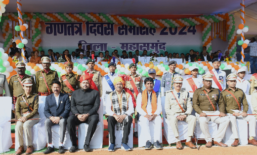 महासमुंद : शिक्षा मंत्री अग्रवाल ने शहीदों के परिजनों को किय... - CG Sandesh