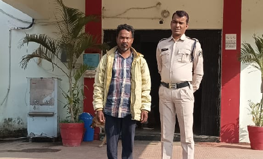 बसना : आबकारी एक्ट का फरार आरोपी गिरफ्तार - CG Sandesh