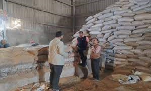 खाद्य विभाग की बड़ी कार्रवाई..7 हजार 500 बोरी अवैध धान जब्त.. - CG Sandesh