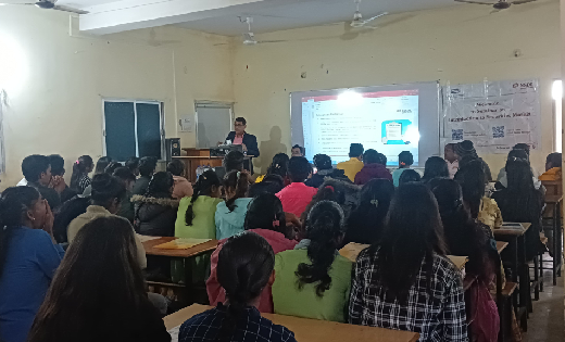 महासमुंद : शासकीय पॉलिटेक्निक कॉलेज में निवेशक जागरूकता कार्... - CG Sandesh
