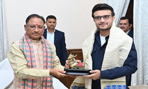 मुख्यमंत्री विष्णुदेव साय से मिले सौरव गांगुली, कहा – पहली बार छत्तीसगढ़ आया हूँ यहां का स्टेडियम बहुत अच्छा लगा