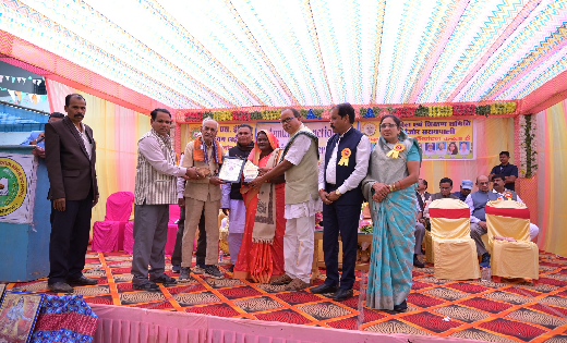सरायपाली : आर.एस. इंग्लिश मीडियम हाई स्कूल बगाईजोर में वार्ष... - CG Sandesh