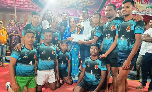 बसना : लमकेनी कबड्डी प्रतियोगिता में रोहिना रहा विजेता - CG Sandesh