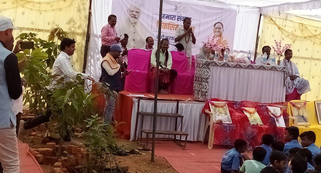 सरायपाली : हमारा संकल्प विकसित भारत के तहत ग्राम पंचायत खोखे... - CG Sandesh