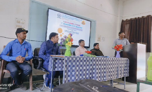 बसना : छात्रों को दी गई सूचना प्रौद्योगिकी की जानकारी - CG Sandesh