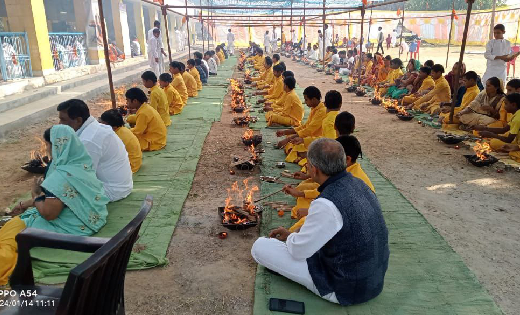 महासमुंद : महर्षि दयानंद सरस्वती के 200वीं जयंती पर 200 कुंड... - CG Sandesh