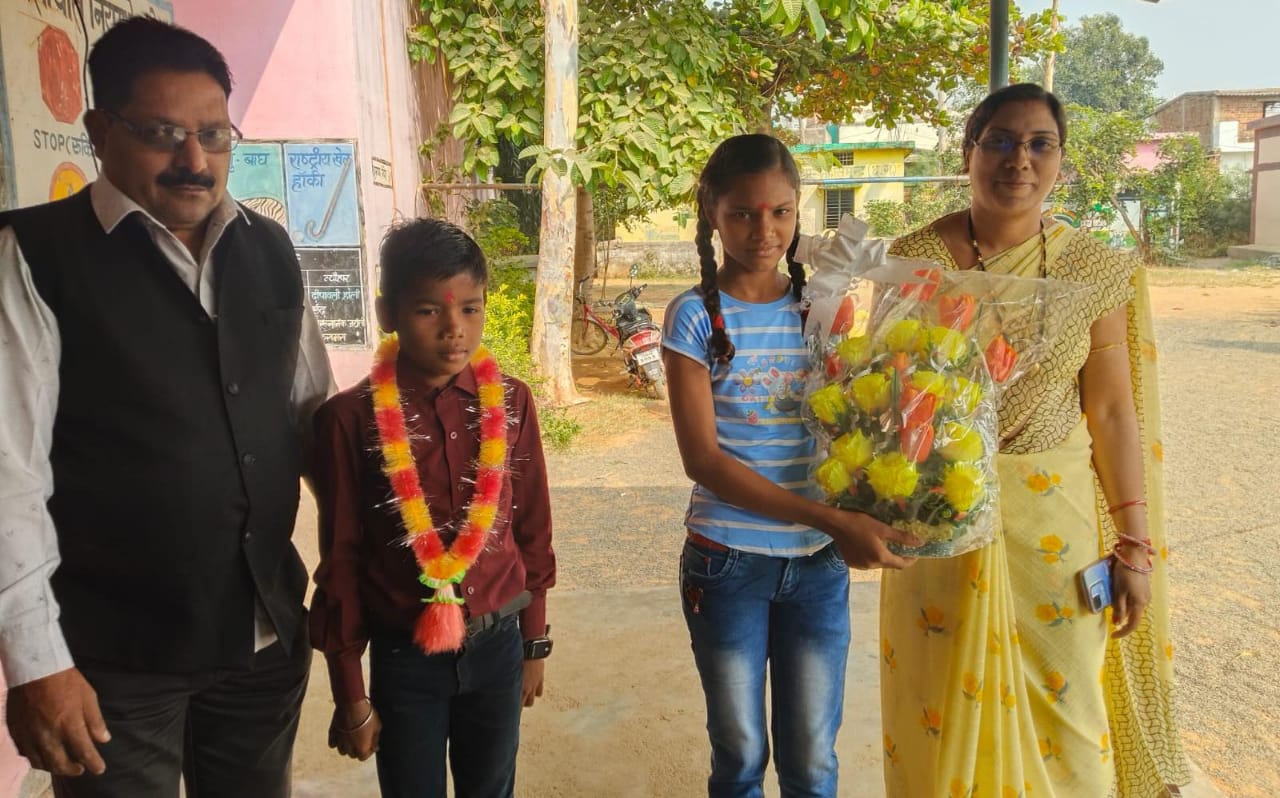 बसना :  वैदिक विधि से मनाया गया बंसुला स्कूल में बच्चों का ज... - CG Sandesh