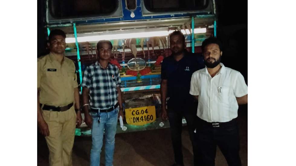 कोमाखान तहसीलदार और मंडी की टीम ने 120 क्विंटल अवैध धान परिव... - CG Sandesh