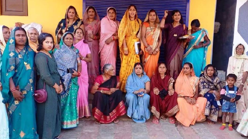 महतारी वंदन : महिलाओं की सूझ-बूझ से 14 हजार रूपए एकमुश्त, बच... - CG Sandesh