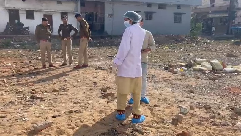 CG: नए साल के पहले डबल मर्डर, चाकू गोदकर दो लोगों की हत्या, इलाके में पहली सनसनी