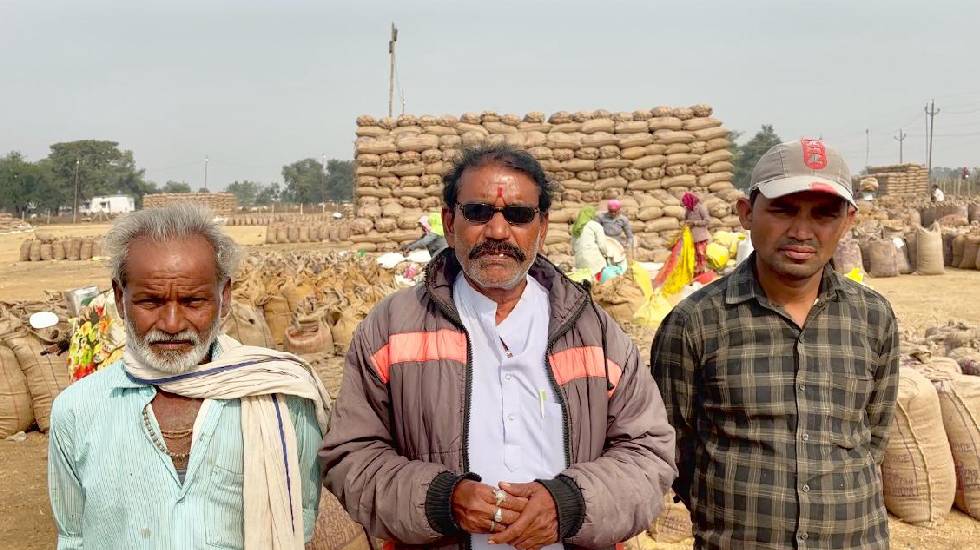 महासमुंद : विशेष समाचार : किसानों को अपनी मेहनत का सही दाम म... - CG Sandesh