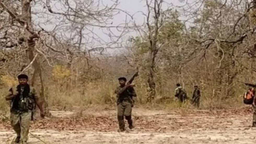 छत्तीसगढ़ : नक्सलियों के आईईडी धमाके में डीआरजी के दो जवान घ... - CG Sandesh