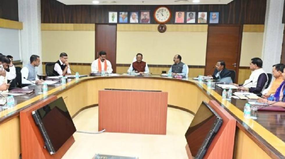 CG ब्रेकिंग : साय कैबिनेट की बैठक संपन्न, पुलिस भर्ती में ऊं... - CG Sandesh