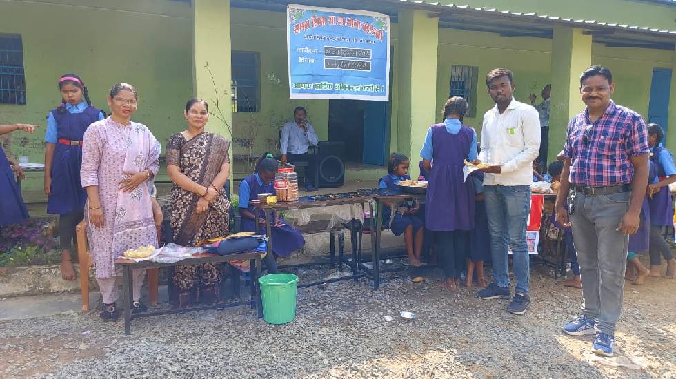 बसना : शासकीय प्राथमिक शाला बड़ेटेमरी में आनंद बाल मेला का आय... - CG Sandesh