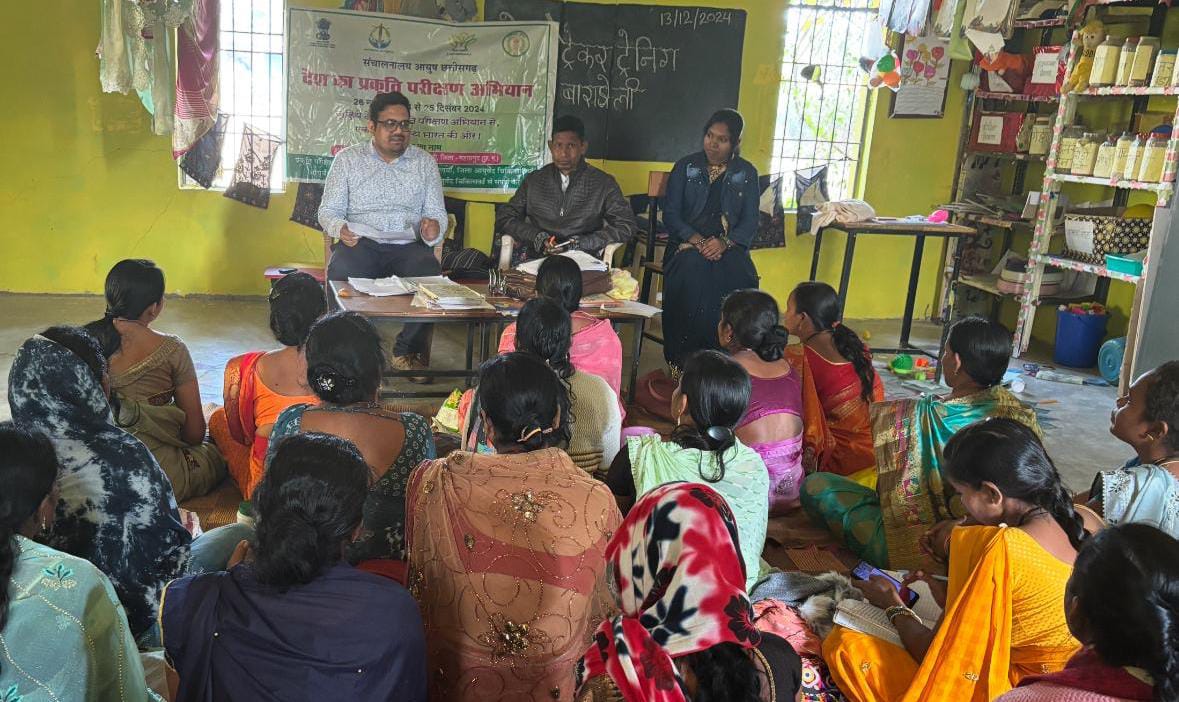 देश का प्रकृति परीक्षण अभियान, कोलियादेवरी में आंगनबाड़ी कार... - CG Sandesh