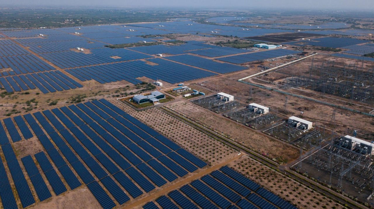 भारत की पहली रिन्यूएबल एनर्जी कंपनी जो ‘नेट ज़ीरो एलायंस’ मे... - CG Sandesh
