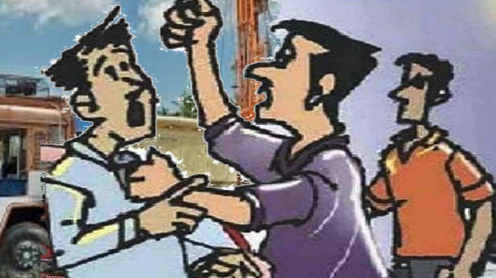 सांकरा : मेरे बाड़ी में बोर खनन क्यों किये हो कहकर की मारपीट - CG Sandesh