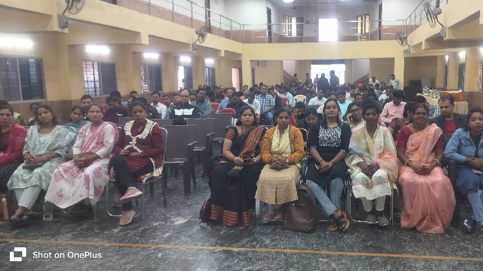 महासमुंद : एनएचएम स्वास्थ्य कर्मचारियों की बैठक सम्पन्न, बड़ी... - CG Sandesh