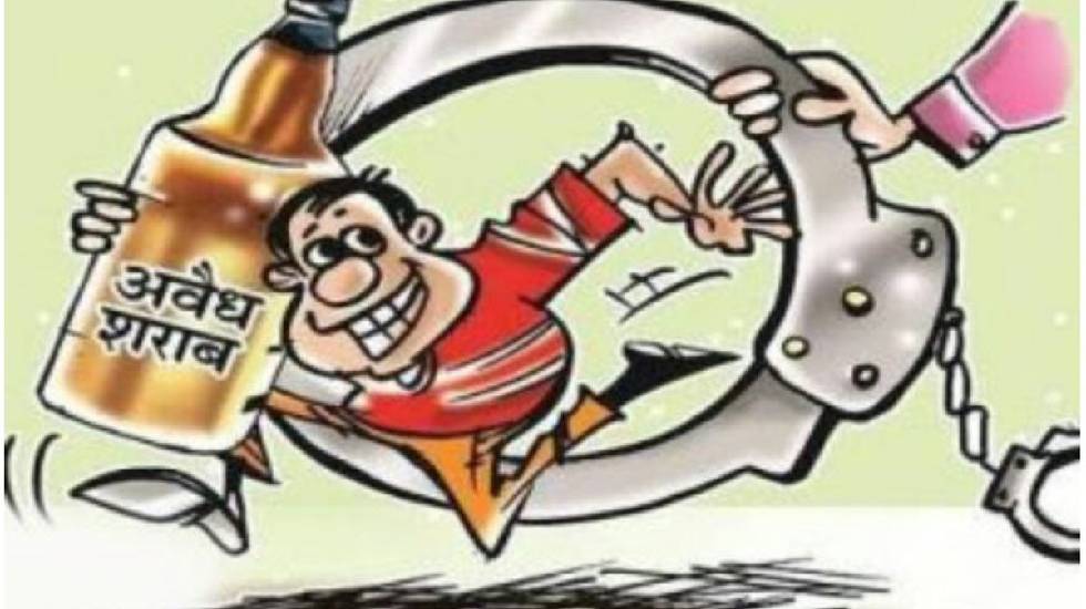 बसना : शराब बिक्री हेतु ग्राहक तलाशते आरोपी को पुलिस ने पकड़ा - CG Sandesh