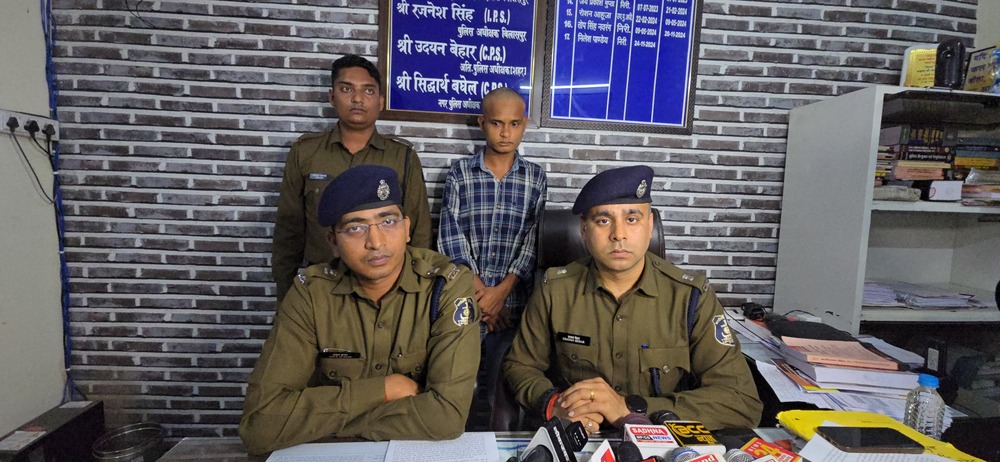 CG: अप्राकृतिक यौन संबंध बनाने की चाहत में गई प्राचार्य की ज... - CG Sandesh