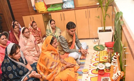 राजस्व एवं आपदा प्रबंधन मंत्री टंकराम वर्मा ने किया पदभार ग्रहण