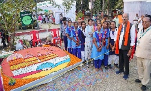पर्यावरण के बेहतरी से ही जीवन में खुशहाली संभव : शिक्षा मंत्री