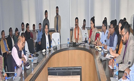 अपने विभागों को डिजीटल प्लेटफार्म पर लायें, कार्यों की जानकारी ऑनलाईन उपलब्ध हो : उप मुख्यमंत्री विजय शर्मा
