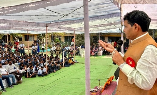 जीवन मे सफलता के लिए पूरी लगन के साथ अध्ययन करें : टंक राम वर्मा