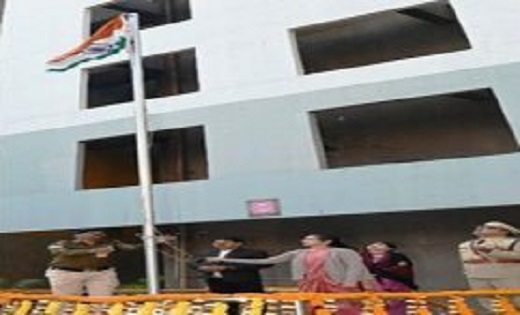 गणतंत्र दिवस के अवसर पर मंत्रालय में ध्वजारोहण…