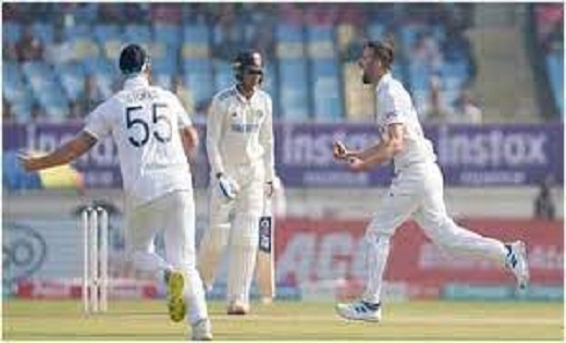 IND Vs ENG: तीसरे टेस्ट में लड़खड़ाई टीम इंडिया की पारी, भार... - CG Sandesh