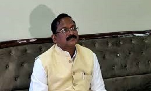 बुरी तरह फंसते हुए अमरजीत : 45 ठिकानों पर जारी कार्रवाई, अब तक 2.1 करोड़ कैश और ज्वैलरी बरामद