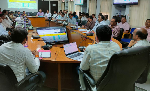 महासमुंद : जिला अर्बन पब्लिक सर्विस सोसायटी की बैठक में मोबा... - CG Sandesh