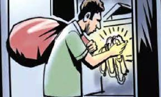 महासमुंद : मकान का ताला तोड़कर सोने चांदी के आभूषण और नगद रकम... - CG Sandesh