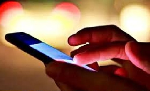 सोशल मीडिया में अश्लील वीडियो अपलोड करने वालों के खिलाफ बसना, सरायपाली सहित जिले के अलग-अलग थानों में केस दर्ज