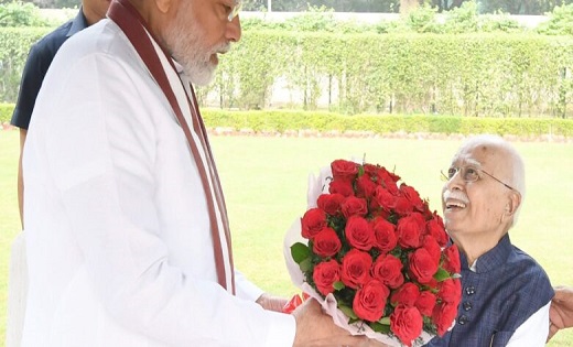 Big Breaking: प्रधानमंत्री नरेंद्र मोदी का ऐलान, लालकृष्ण आड... - CG Sandesh