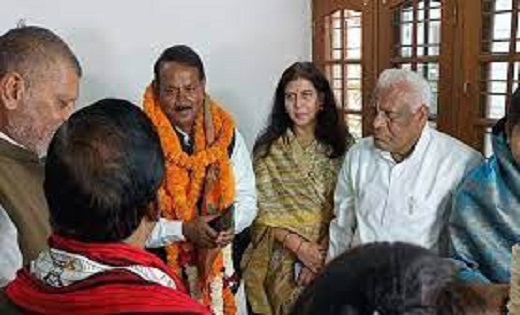 राज्यसभा चुनाव: BJP प्रत्याशी देवेंद्र प्रताप सिंह ने विधानसभा में भरा नामांकन..