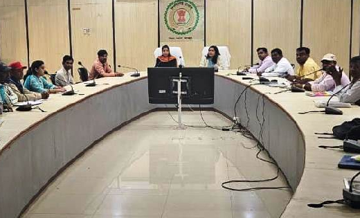महासमुंद : विशेष पिछड़ी जनजाति के हितग्राहियों को योजनाओं का ... - CG Sandesh