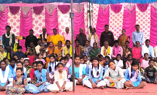 सरायपाली : सिरबोड़ा में मनाया गया बसंतोत्सव और मातृ पितृ दिव... - CG Sandesh