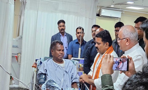 विधायक लखमा से मिलने अस्पताल पहुंचे डिप्टी सीएम विजय शर्मा