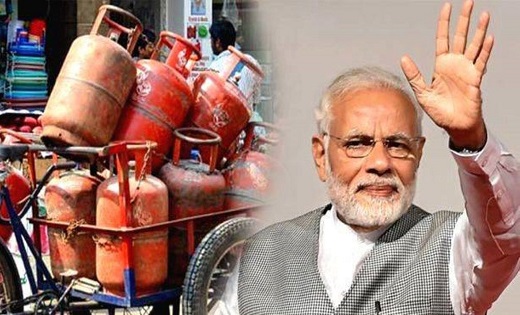 महिला दिवस पर पीएम मोदी का तोहफा, 100 रुपये सस्ता हुआ LPG सि... - CG Sandesh