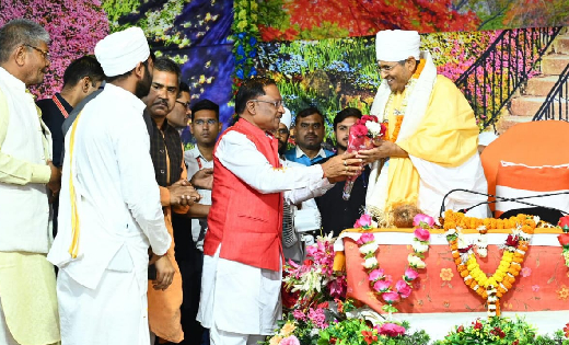 असंग आश्रम सोनपैरी में सुखद सत्संग समागम कार्यक्रम में शामिल... - CG Sandesh