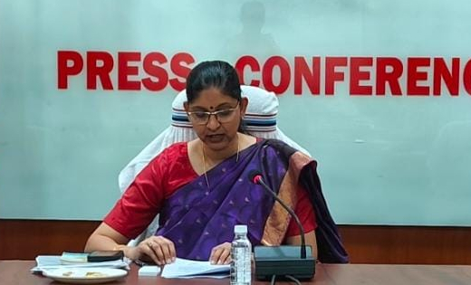 मुख्य निर्वाचन पदाधिकारी रीना बाबासाहेब कंगाले ने राजनीतिक ... - CG Sandesh