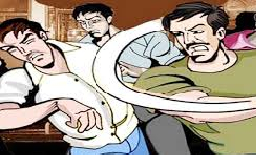 महासमुंद : पैसे मांगने की बात पर युवक के साथ मारपीट