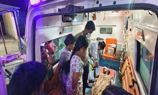 युवती समेत दो पर चाकू से हमला - CG Sandesh