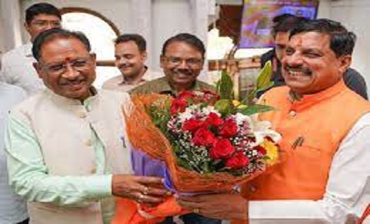 एमपी के मुख्यमंत्री डॉ. मोहन यादव ने CM विष्णु देव साय से की मुलाकात..