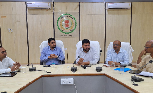 महासमुंद : व्यय प्रेक्षक ने लोकसभा निर्वाचन के लिए गठित विभि... - CG Sandesh