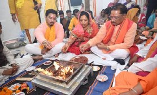 सीएम साय सिविल लाइन स्थित निवास में हुए शिफ्ट,की पूजा अर्चना