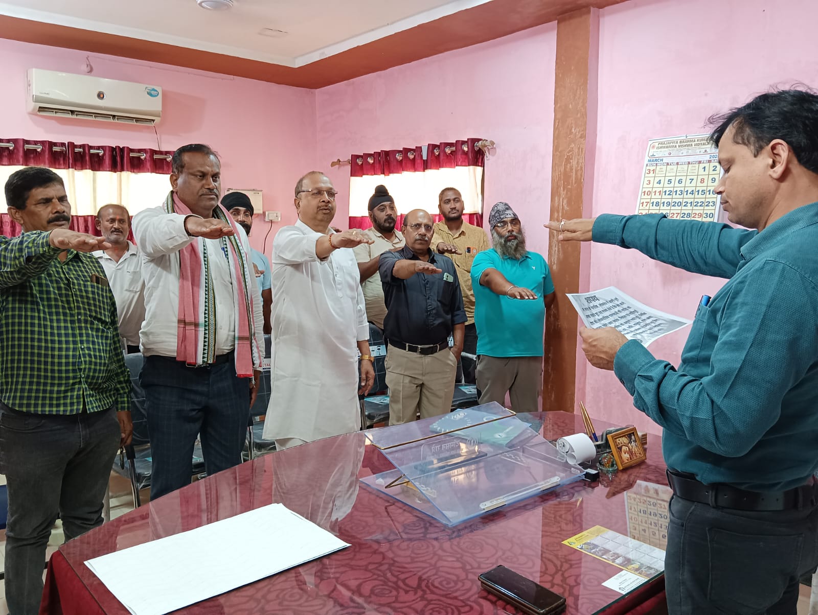 महासमुंद : शतप्रतिशत मतदान का लक्ष्य हासिल करने व्यापारी संघ... - CG Sandesh